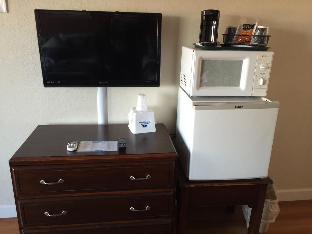 Americas Best Value Inn & Suites Macon At Sunset Dr Room photo